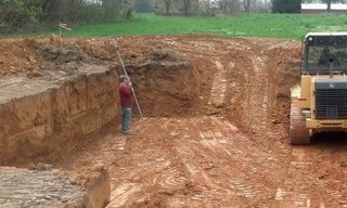 Выкопать котлован под фундамент в Темрюке - от 2566 руб. | 2Землекопа-Тмр